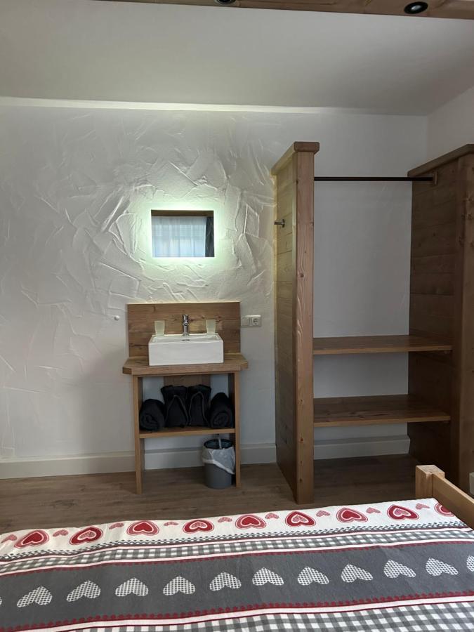 Ferienwohnungen Lodge-B Weissenbach am Lech Eksteriør billede