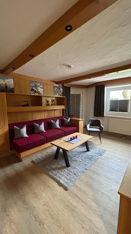 Ferienwohnungen Lodge-B Weissenbach am Lech Eksteriør billede