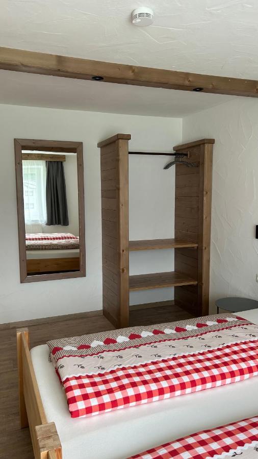 Ferienwohnungen Lodge-B Weissenbach am Lech Eksteriør billede