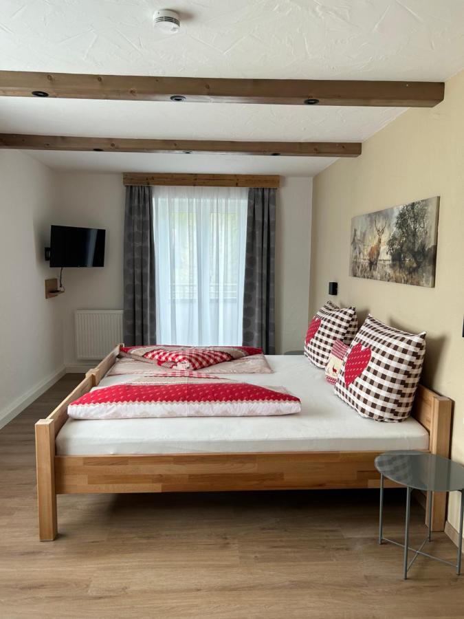 Ferienwohnungen Lodge-B Weissenbach am Lech Eksteriør billede
