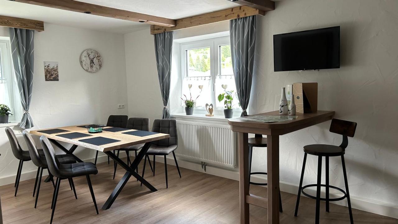 Ferienwohnungen Lodge-B Weissenbach am Lech Eksteriør billede