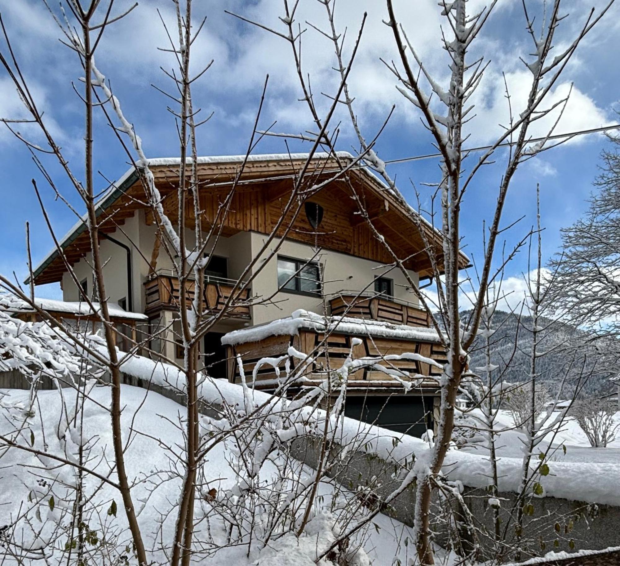 Ferienwohnungen Lodge-B Weissenbach am Lech Eksteriør billede